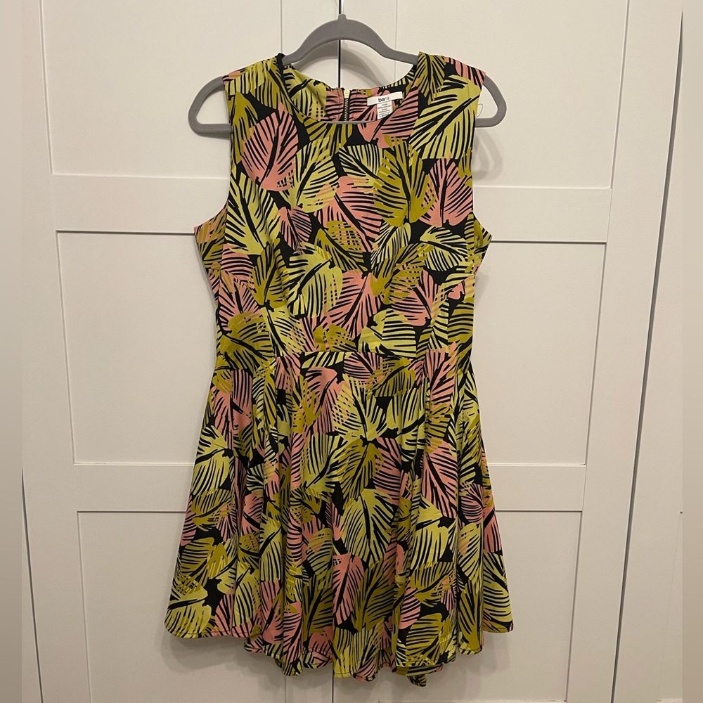 Flattering back zip fitted mini dress